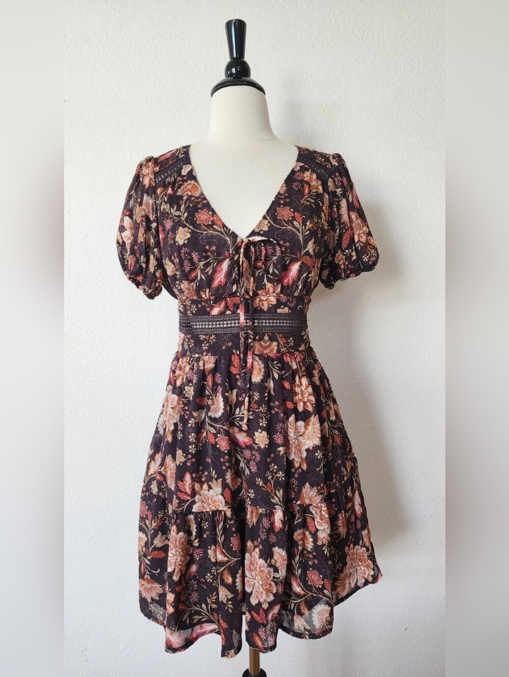 Floral V-Neck Puff Sleeve Mini Dress in Dark Floral